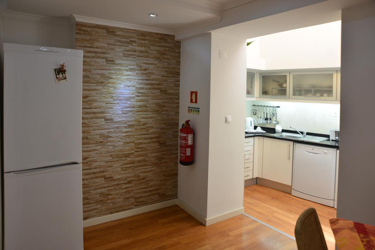 דירות ליסבון Apartamento Chiado Carmo 53 מראה חיצוני תמונה